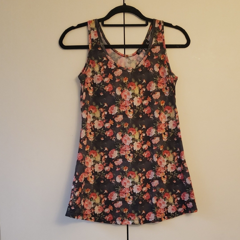 Floral Sleeveless Top